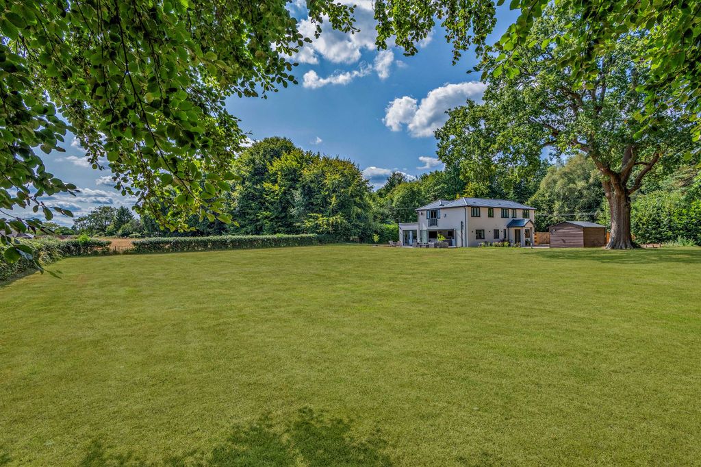 Property photo 1 of 24 House