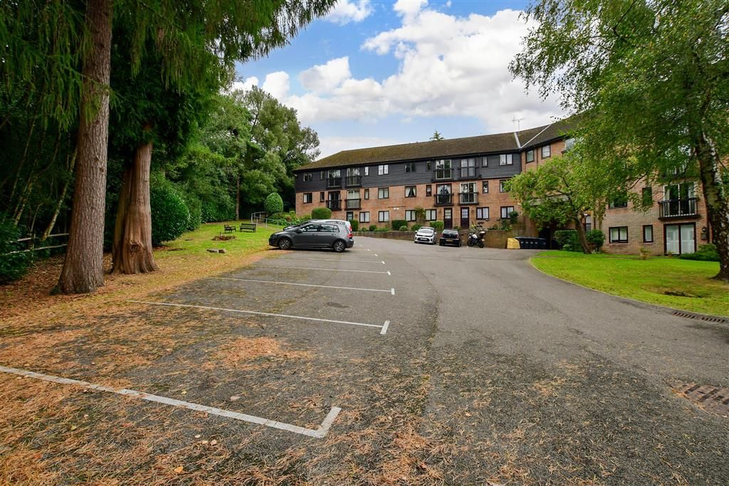 Additional image 10 of 2 bed flat for saleFairfield Road, East Grinstead, West Sussex RH19
