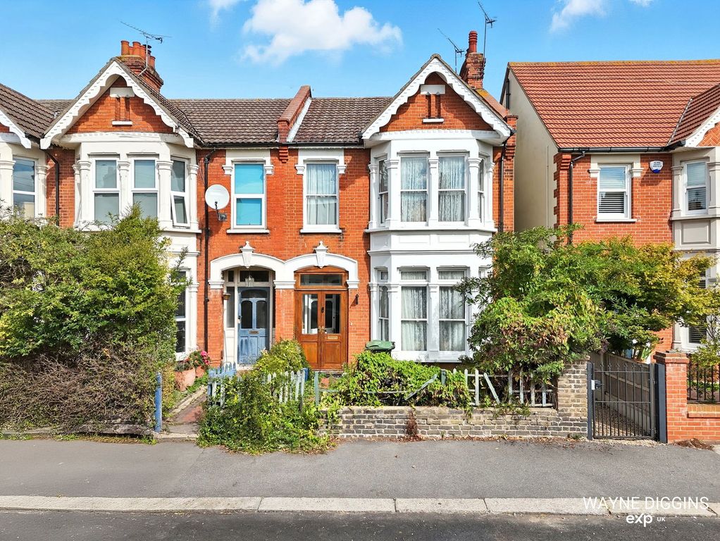 Property photo 1 of 19