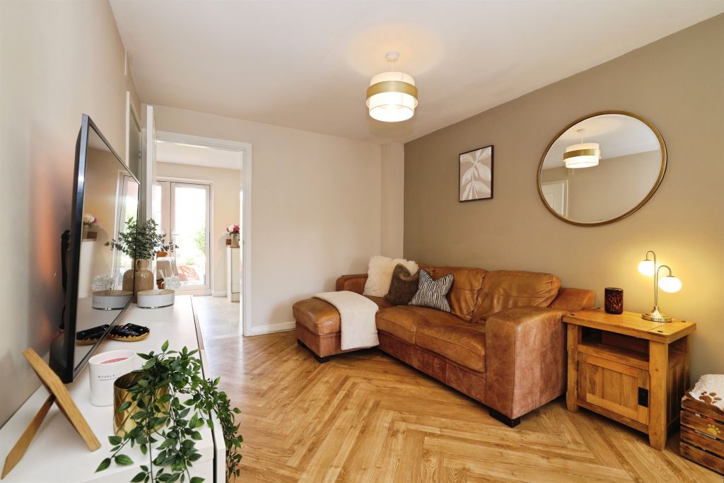 Property photo 2 of 19