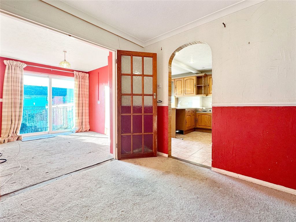 Property photo 2 of 18 Robinson Jackson