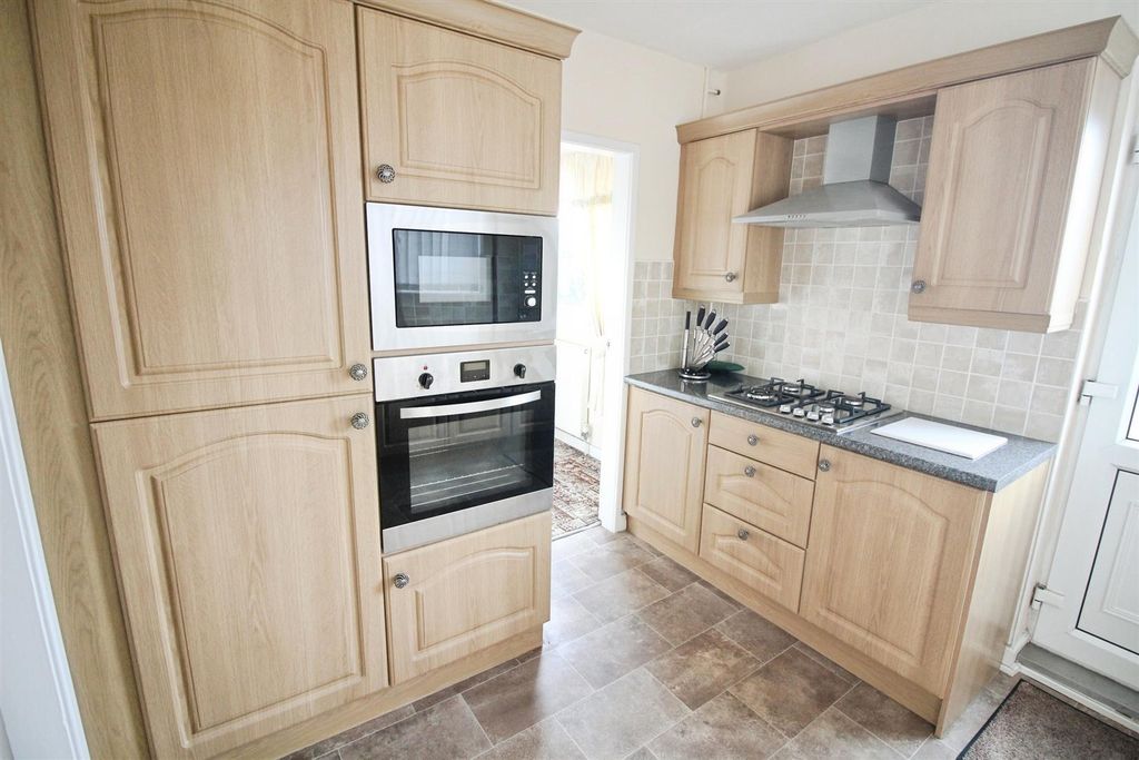 Property photo 2 of 14 Lounge/Diner