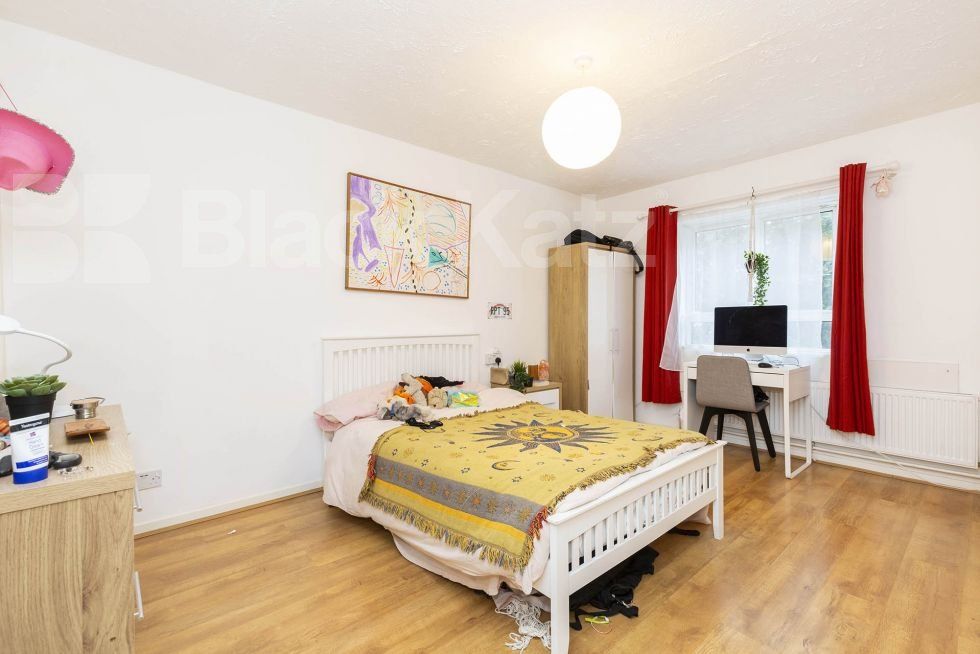 Property photo 3 of 5