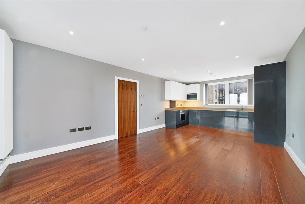 Property photo 1 of 11 Picture No. 13