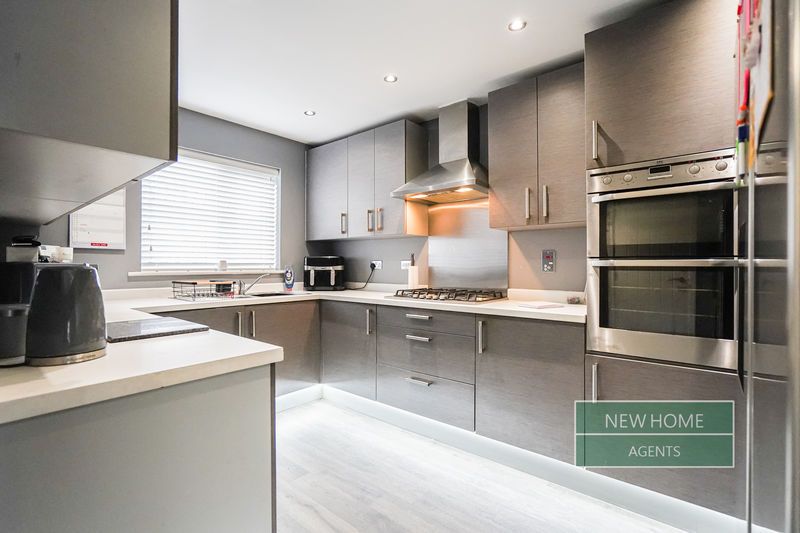 Property photo 2 of 26 Photo 24