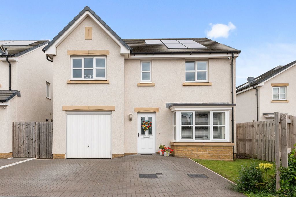 Property photo 1 of 30