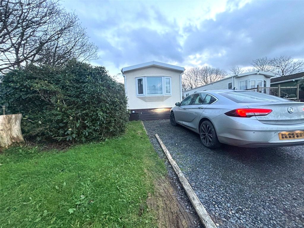 Property photo 2 of 13 Picture No. 12