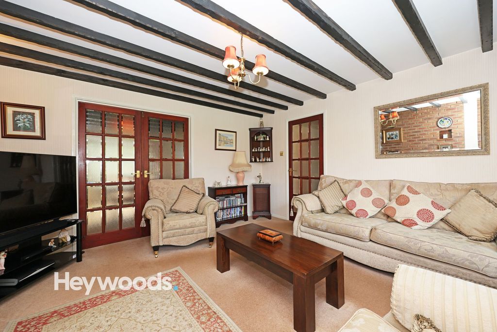 Property photo 2 of 34