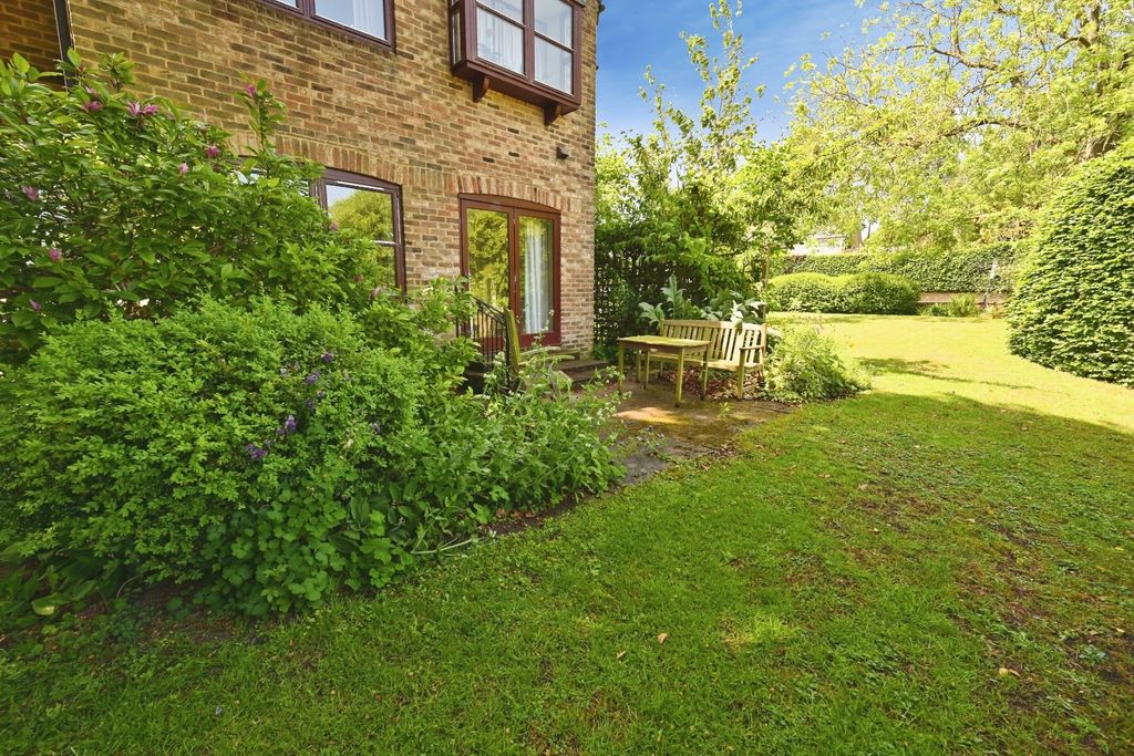 Additional image 4 of 3 bed flat for saleThe Wickets, Studley Road, Ripon HG4