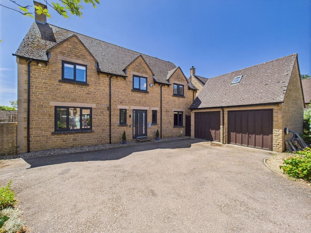 Property photo 1 of 34