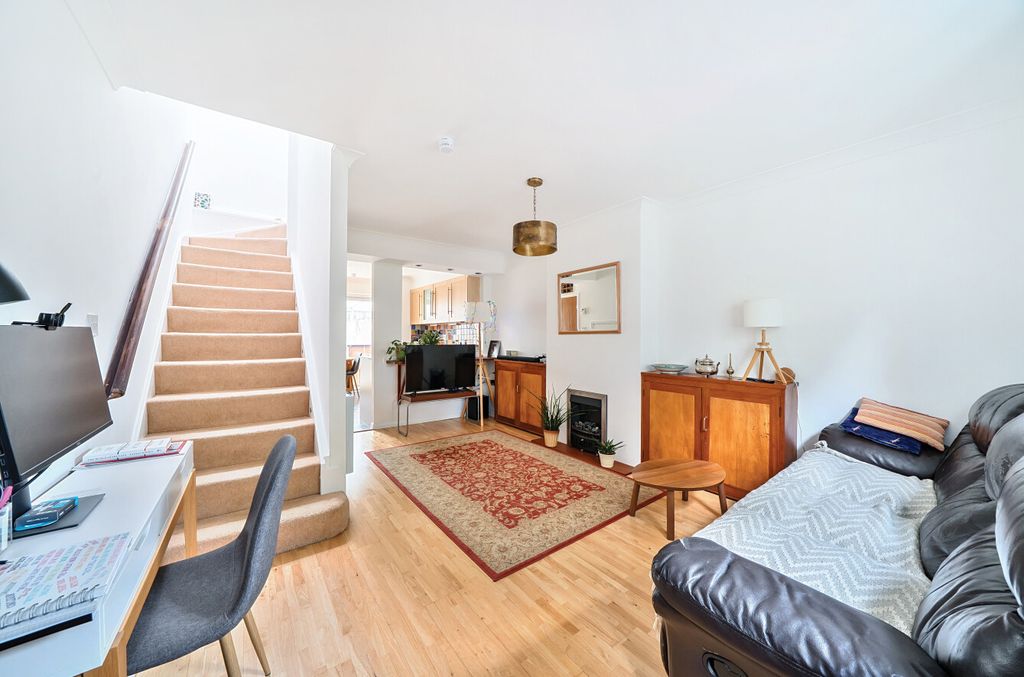 Property photo 3 of 21 1343096-5-68A342B...