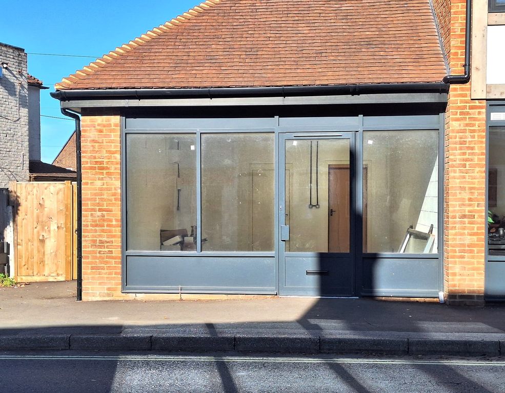 Property photo 1 of 2 1A London Road Liphook