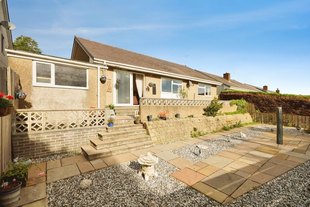 Property photo 2 of 30 Pbox-Img.Jpg
