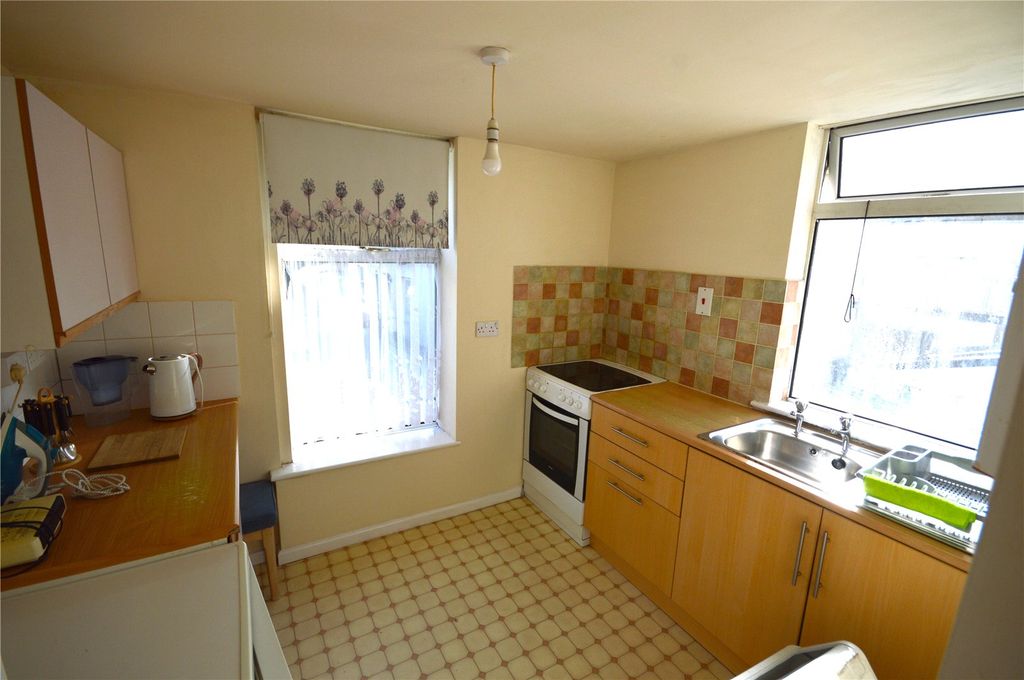 Property photo 3 of 4 Picture No. 06