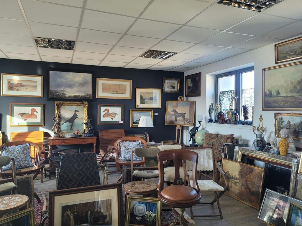 Property photo 2 of 6 Image 2