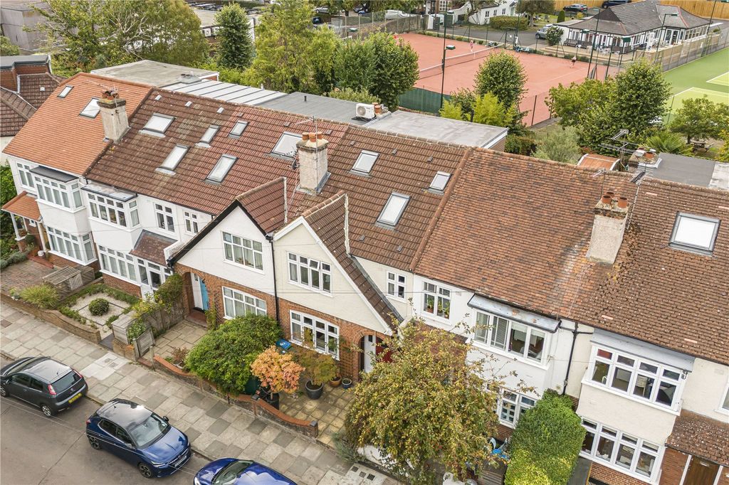 Property photo 2 of 23 Picture No. 90