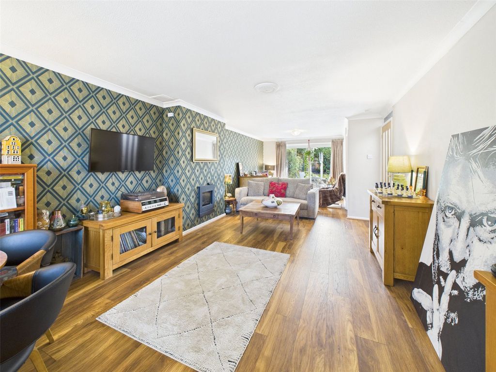 Property photo 3 of 17 Picture No. 04