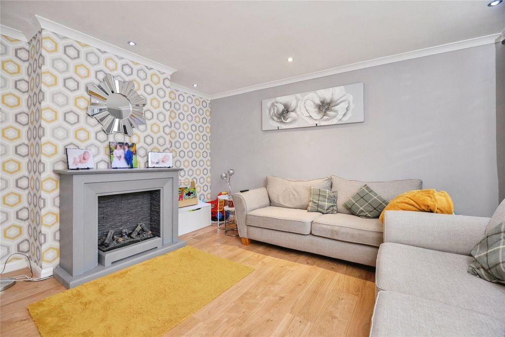 Property photo 2 of 11 Picture No. 01