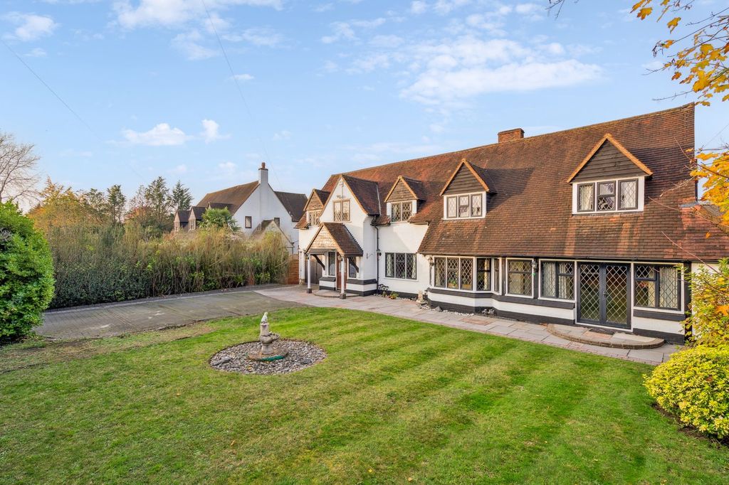 Property photo 3 of 23