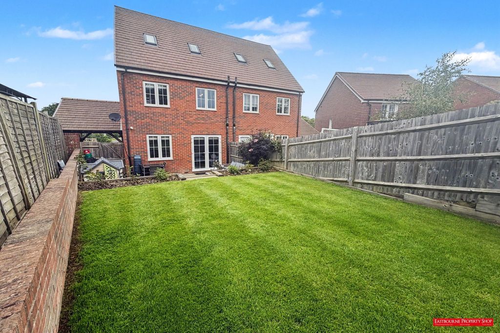 Property photo 3 of 28