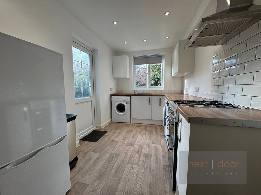 Property photo 3 of 25