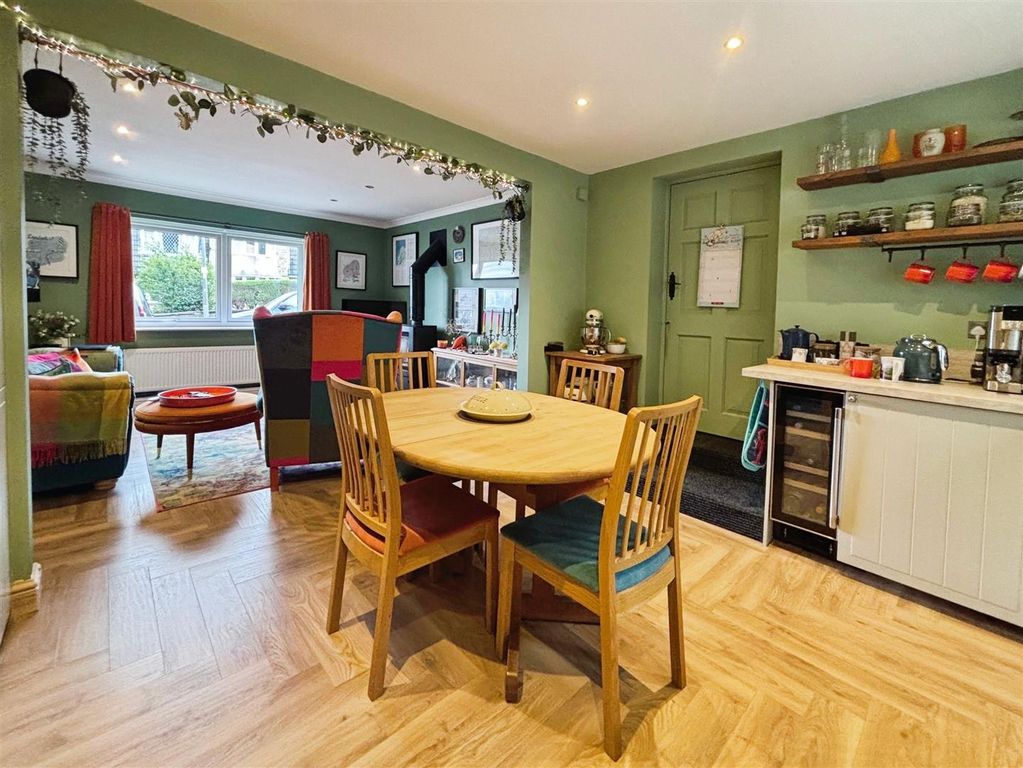 Property photo 3 of 21 Kitchen/Diner