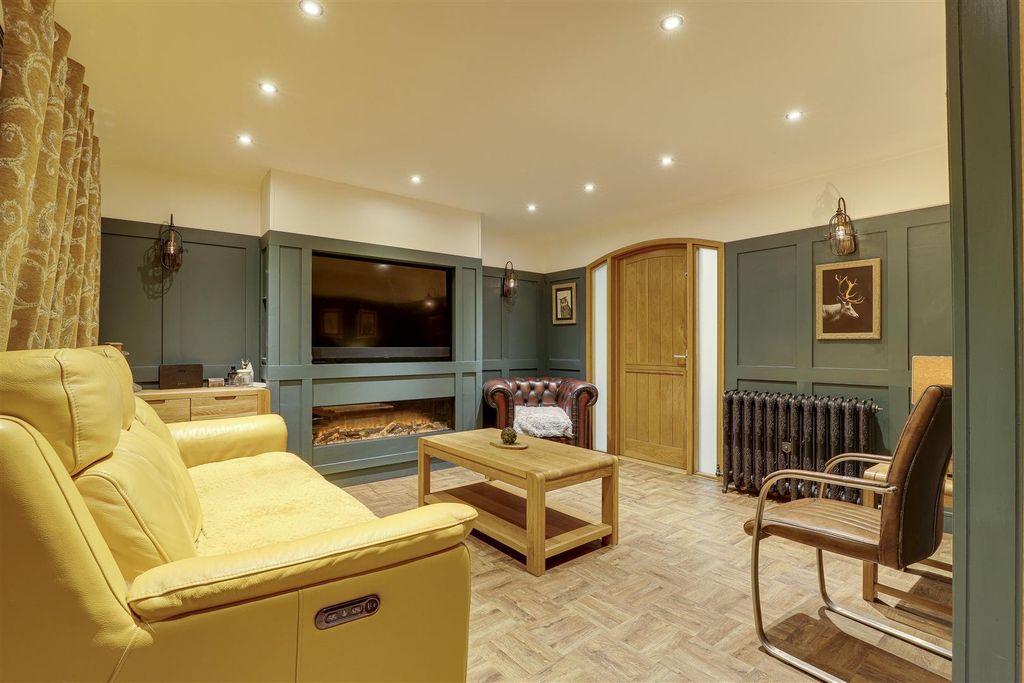 Property photo 3 of 26 08.Jpg