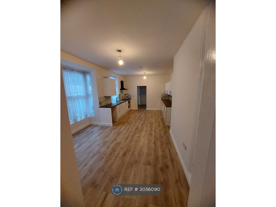 Property photo 1 of 16 Kitchen