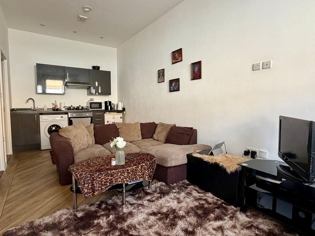 Property photo 3 of 10 7.Jpg