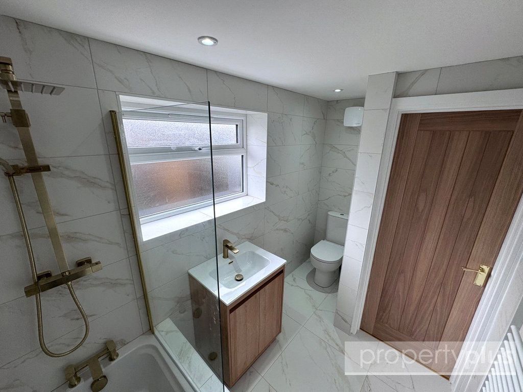 Property photo 3 of 17 Picture No. 19