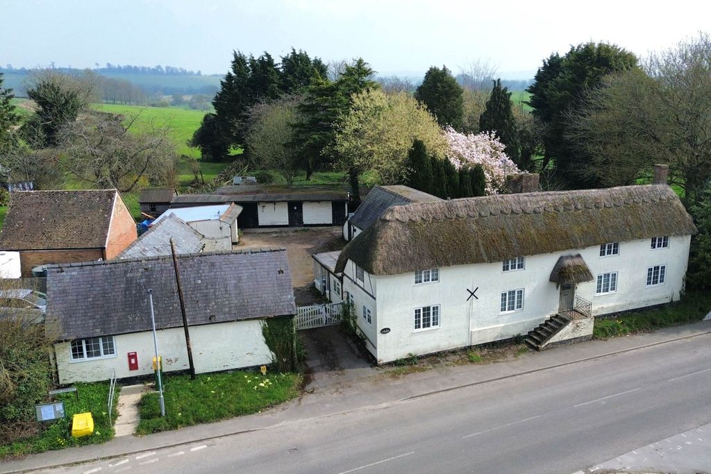 Property photo 1 of 22