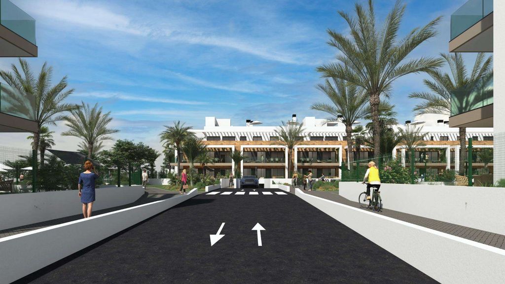 Property photo 2 of 44