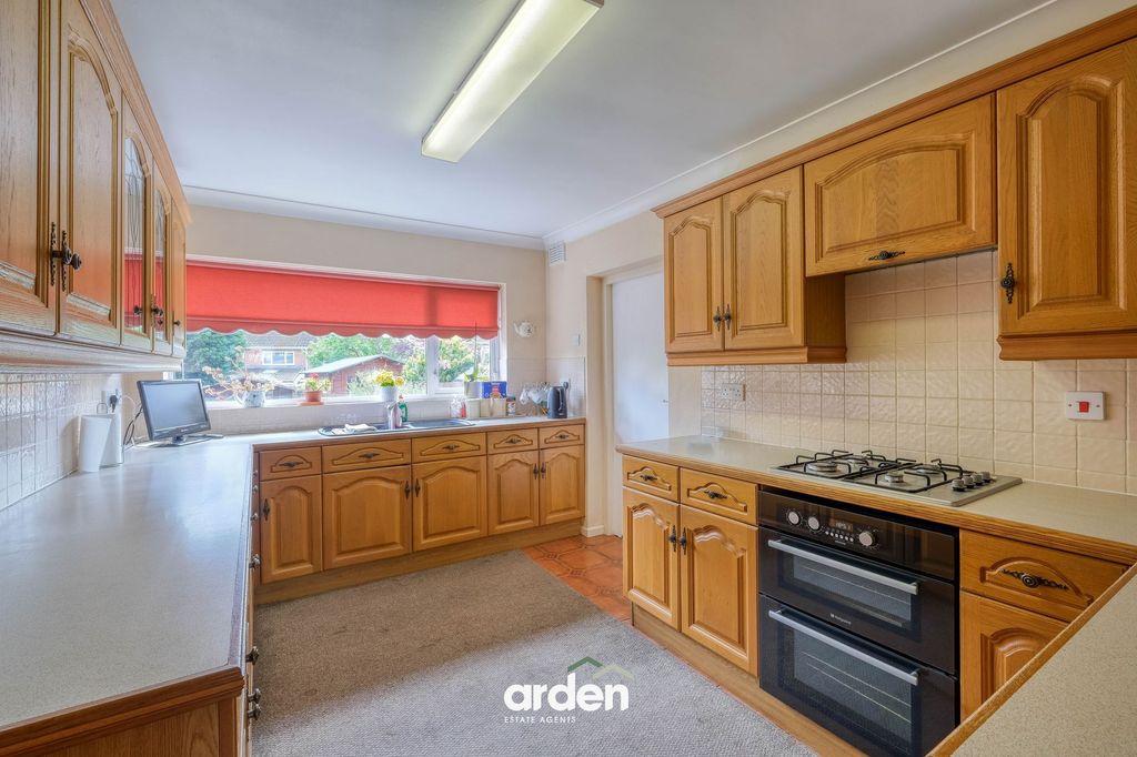 Property photo 3 of 14