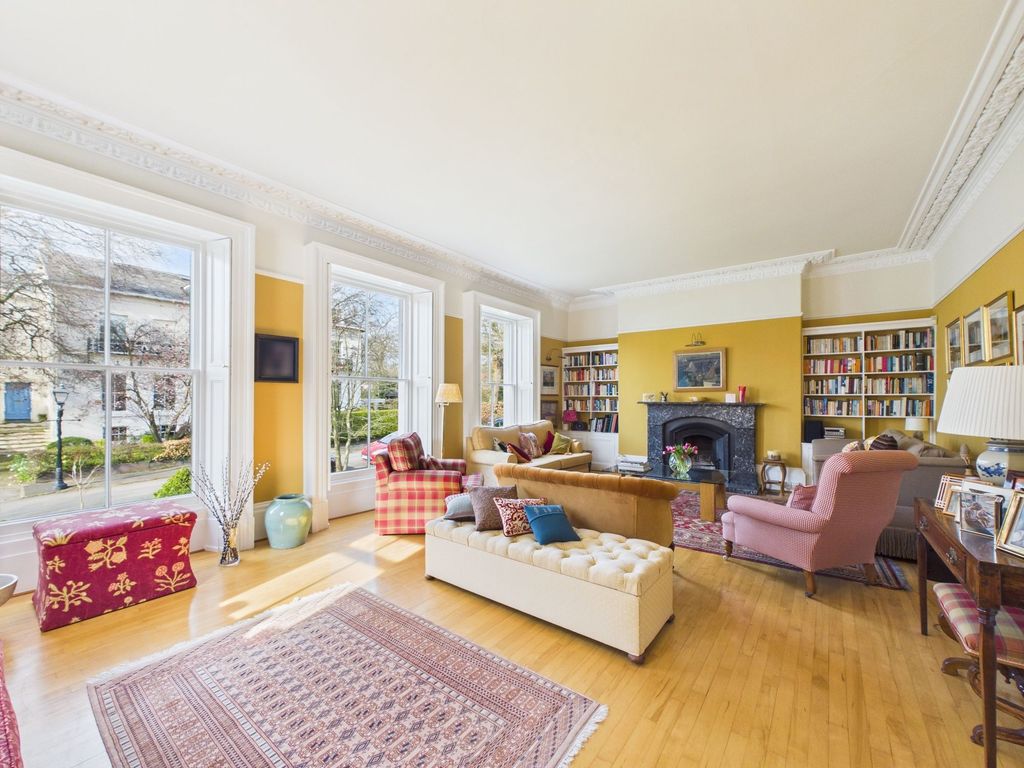 Property photo 2 of 66