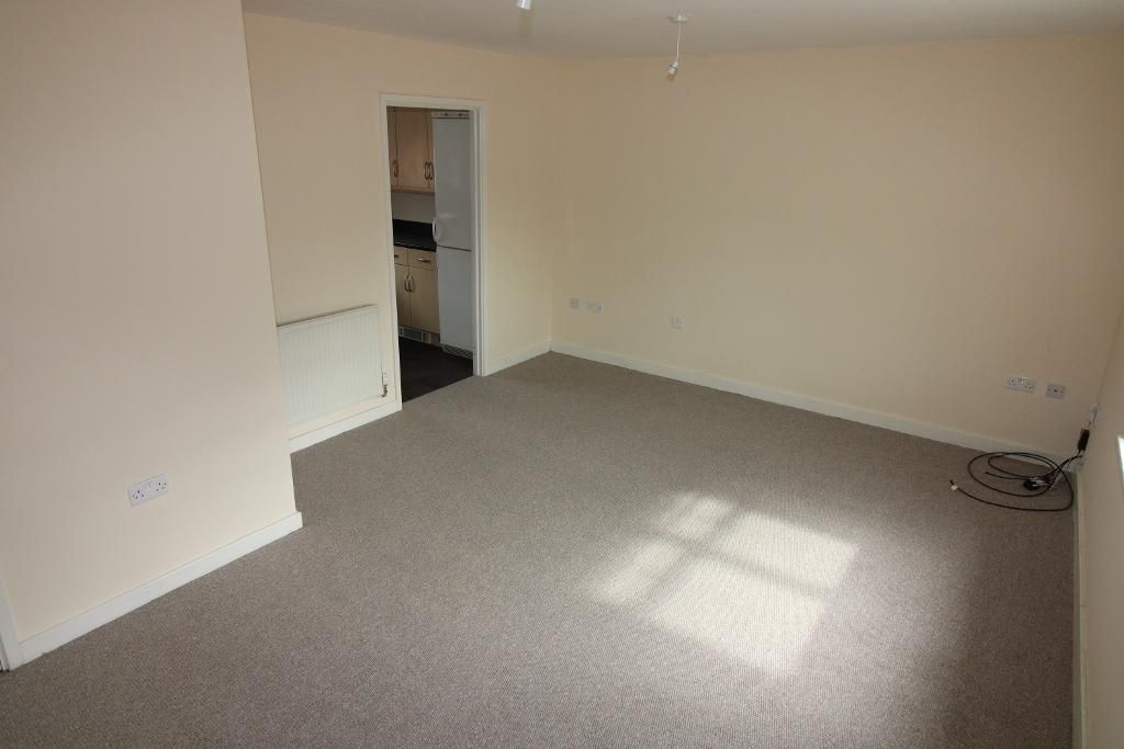 Property photo 3 of 9 Lounge