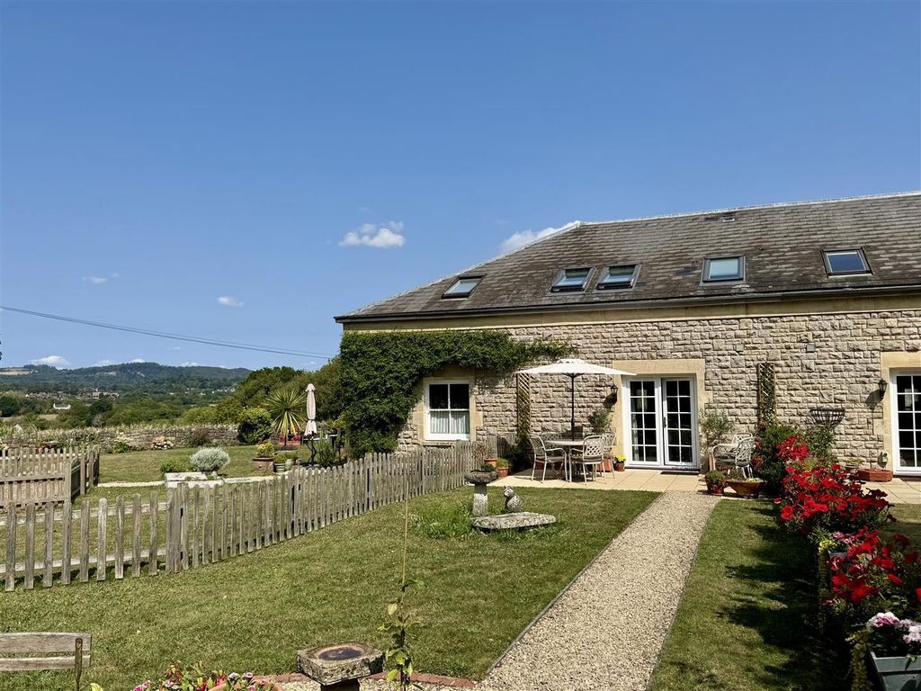 Property photo 1 of 30