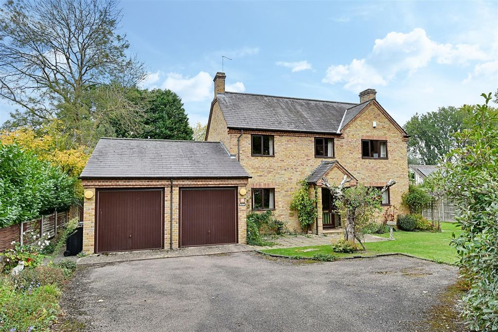 Property photo 1 of 34 Front.Jpg