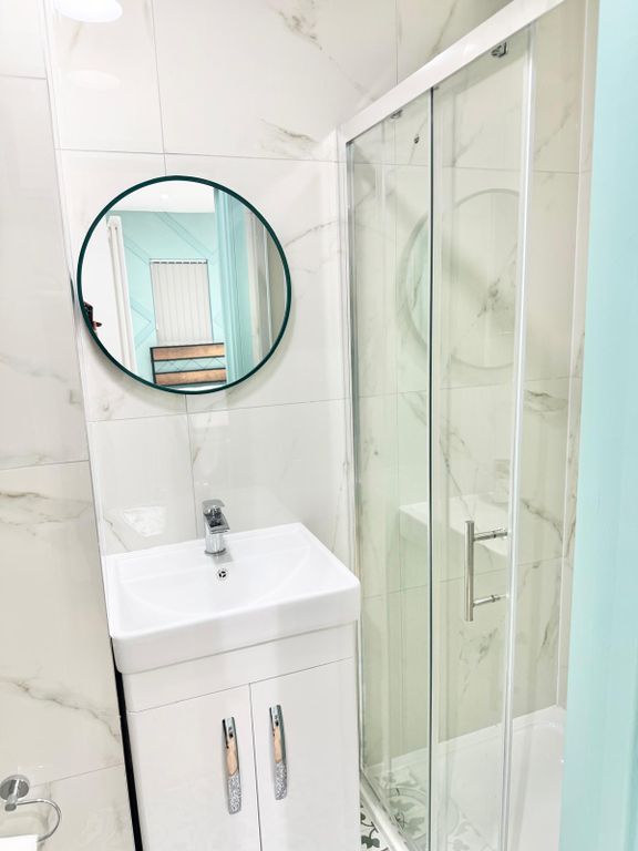 Additional image 5 of 6 bed shared accommodation to rentFrindsbury Road, Rochester Strood ME2