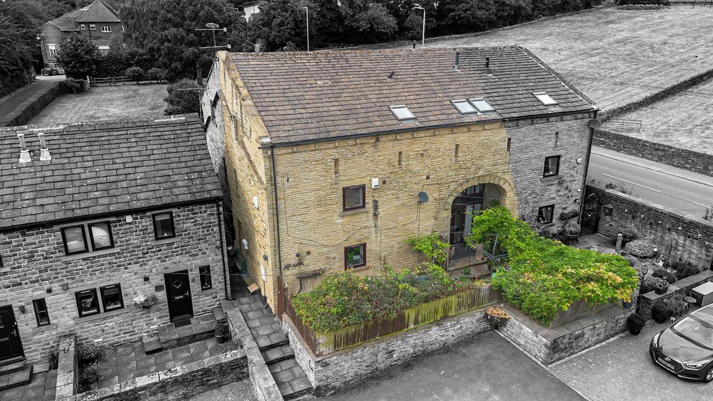 Property photo 1 of 30