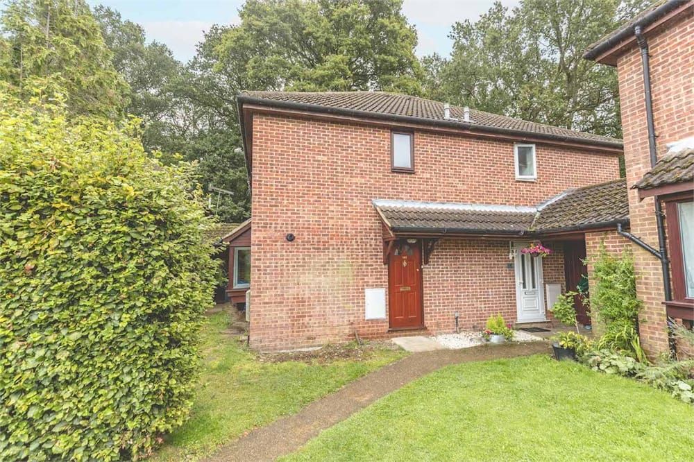Property photo 1 of 9