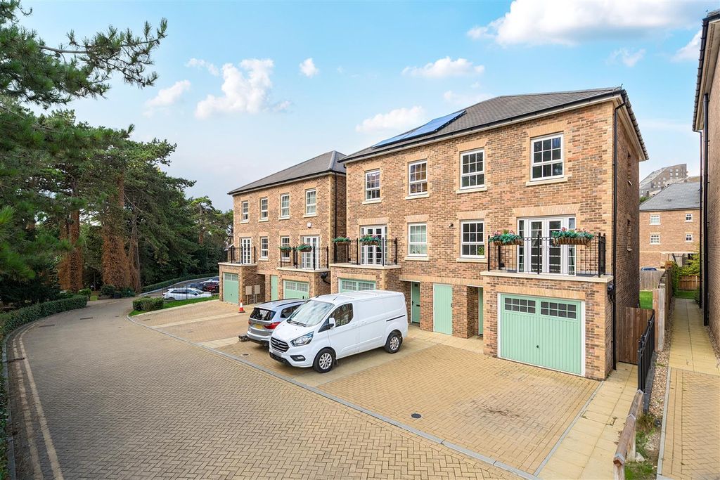 Property photo 1 of 21 1358181-1-68d2Aeb0dc477.Jpg