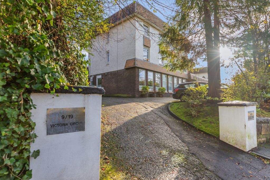 Property photo 1 of 29