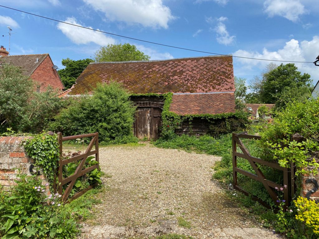 Property photo 1 of 7