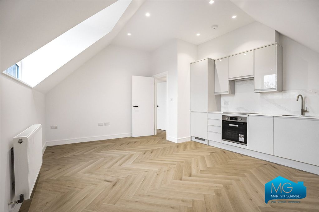 Property photo 1 of 16 Picture No. 09