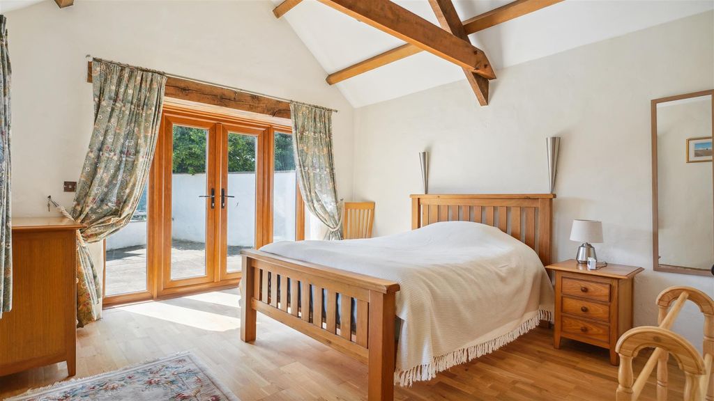 Property photo 3 of 70 74.Jpg