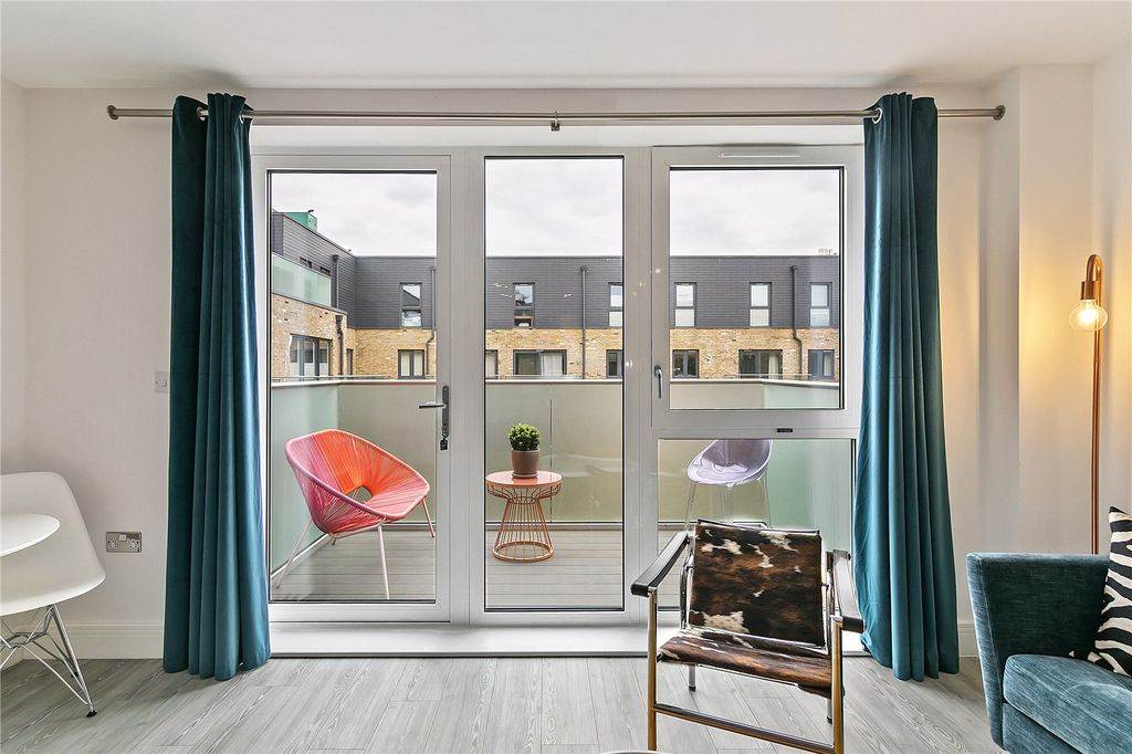 Property photo 3 of 17 Picture No. 08