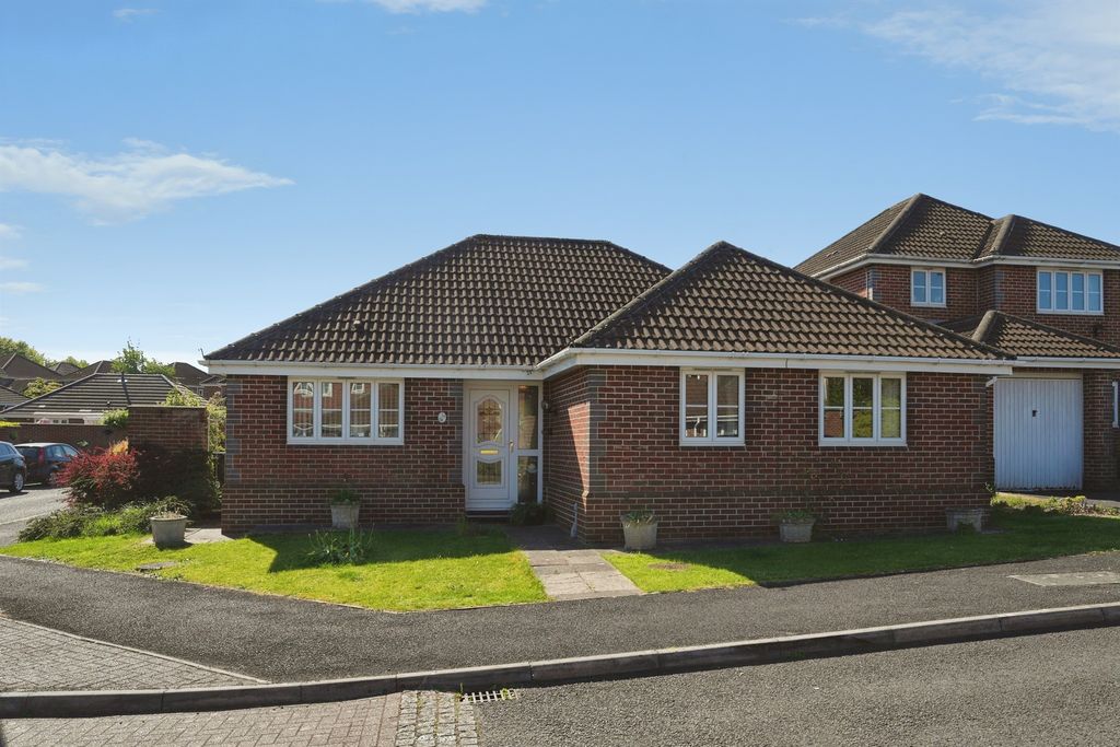 Property photo 1 of 25