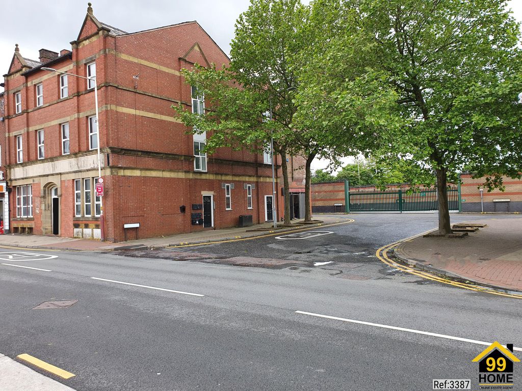 Property photo 1 of 11 Photo 0