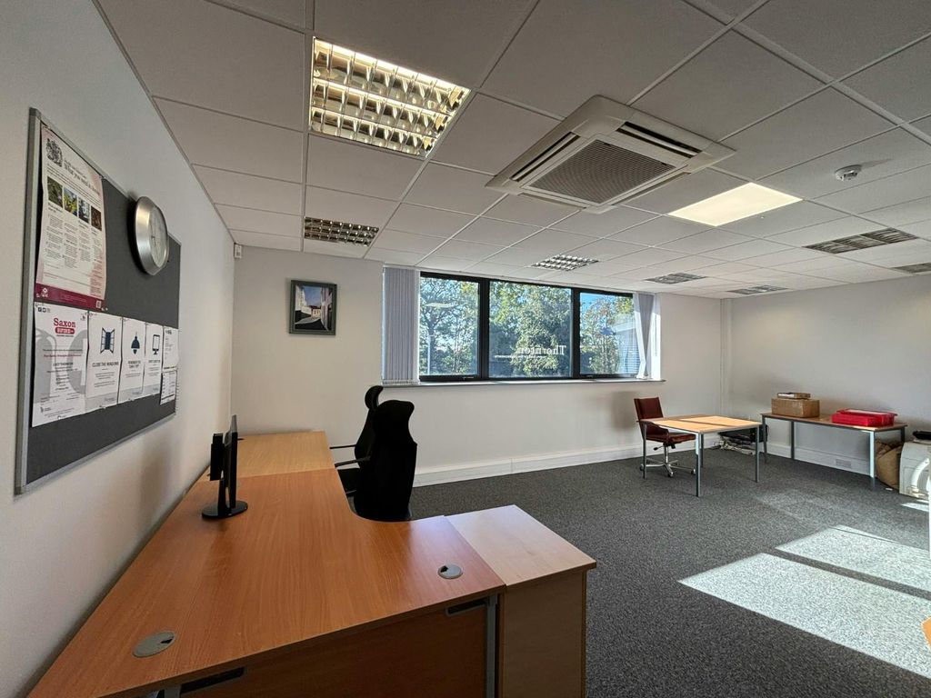 Property photo 2 of 5 Img_3724 Large.Jpg