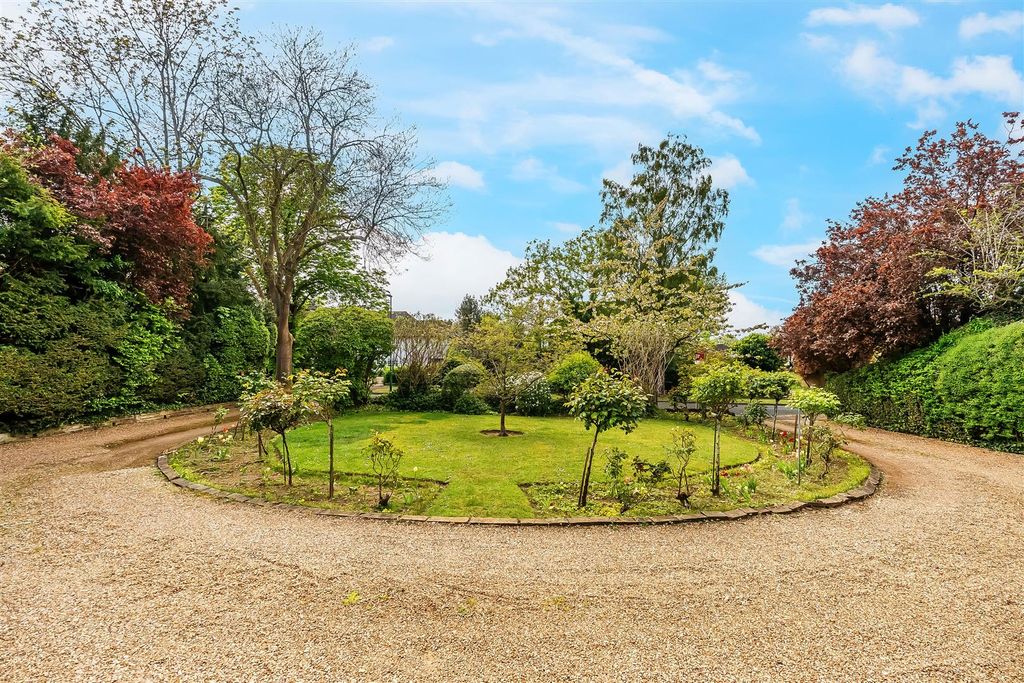 Property photo 2 of 36 3-The-Causeway-45.Jpg